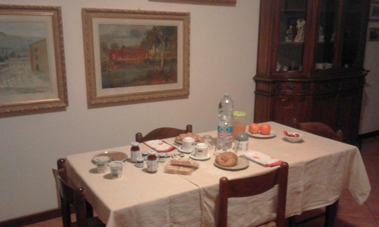 Al Calypso Bed and Breakfast Curtatone Buitenkant foto