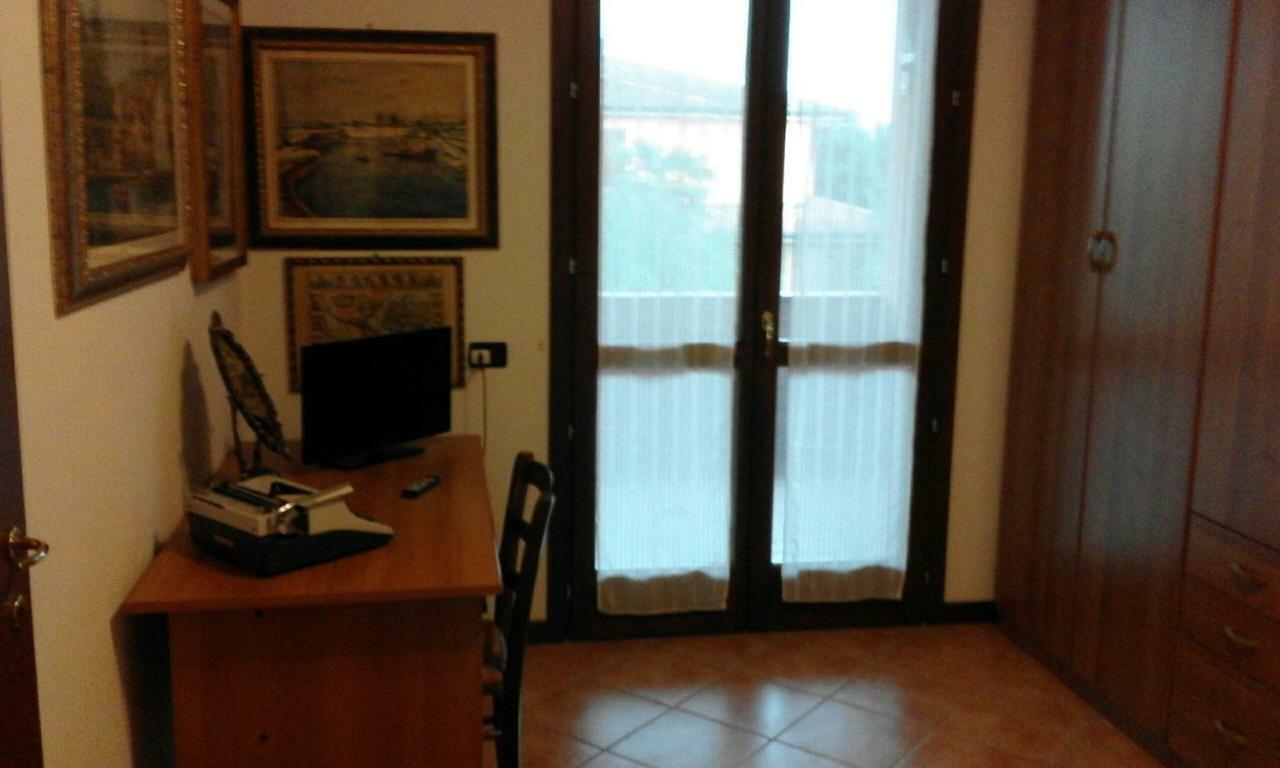 Al Calypso Bed and Breakfast Curtatone Buitenkant foto